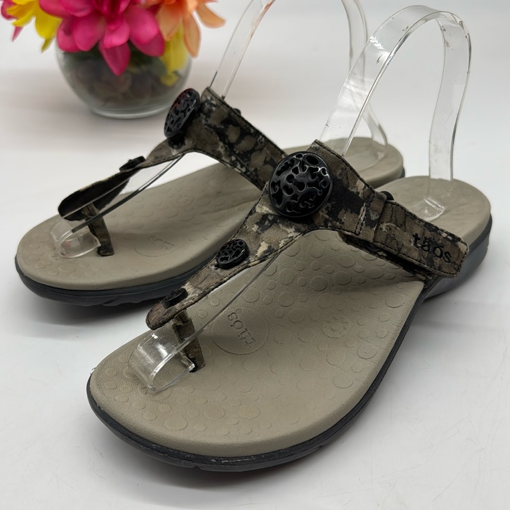 Taos Cameo Brown Thong Sandal Size 7 FFT7334D